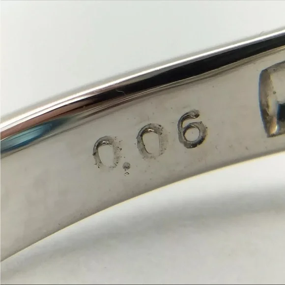 Diamond and Topaz Dolphin Intaglio Fish Marine Ocean Solid Gold Whale Shark - Picture 8 of 17